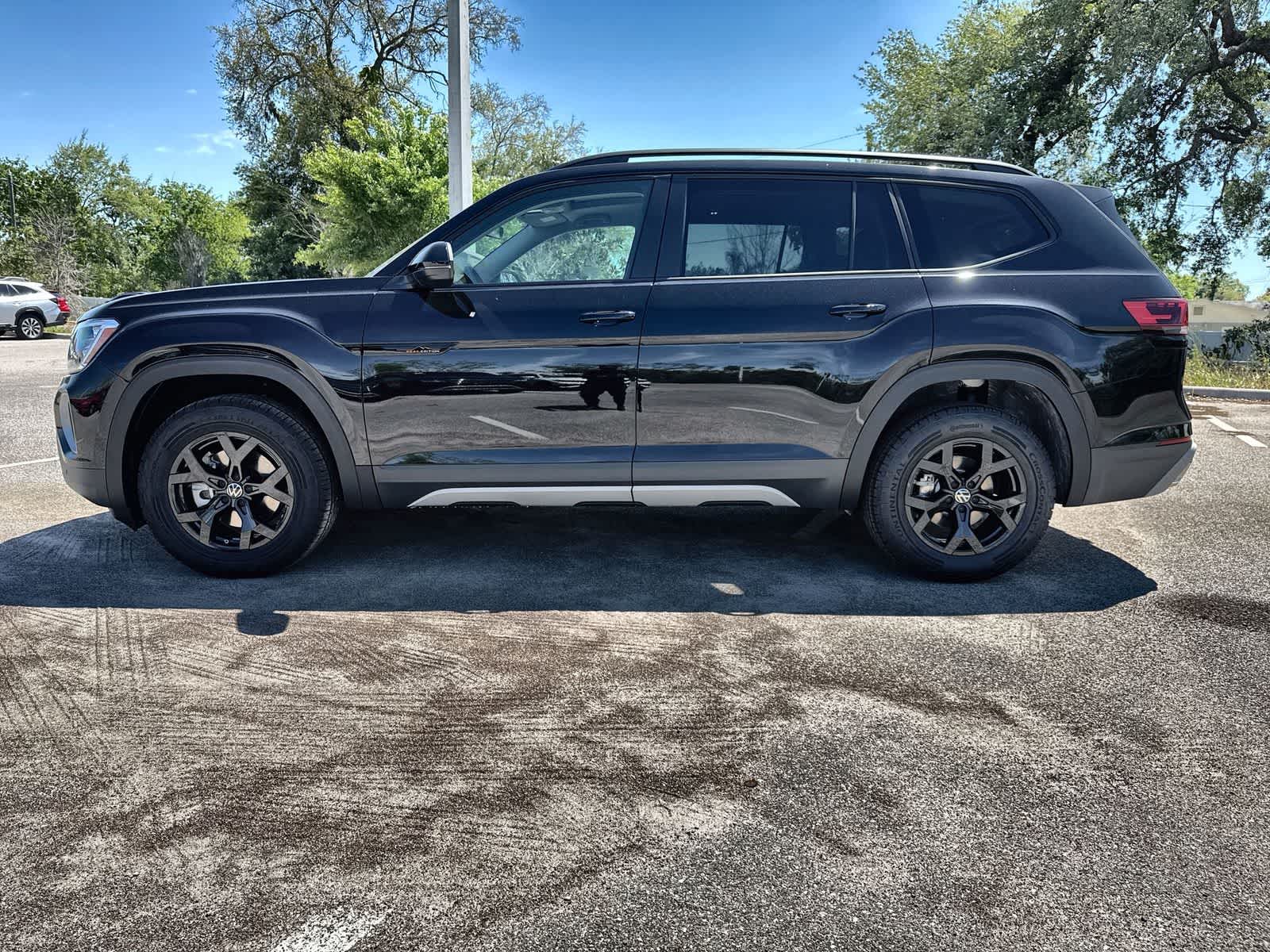 2026 Volkswagen Atlas 2.0T Peak Edition