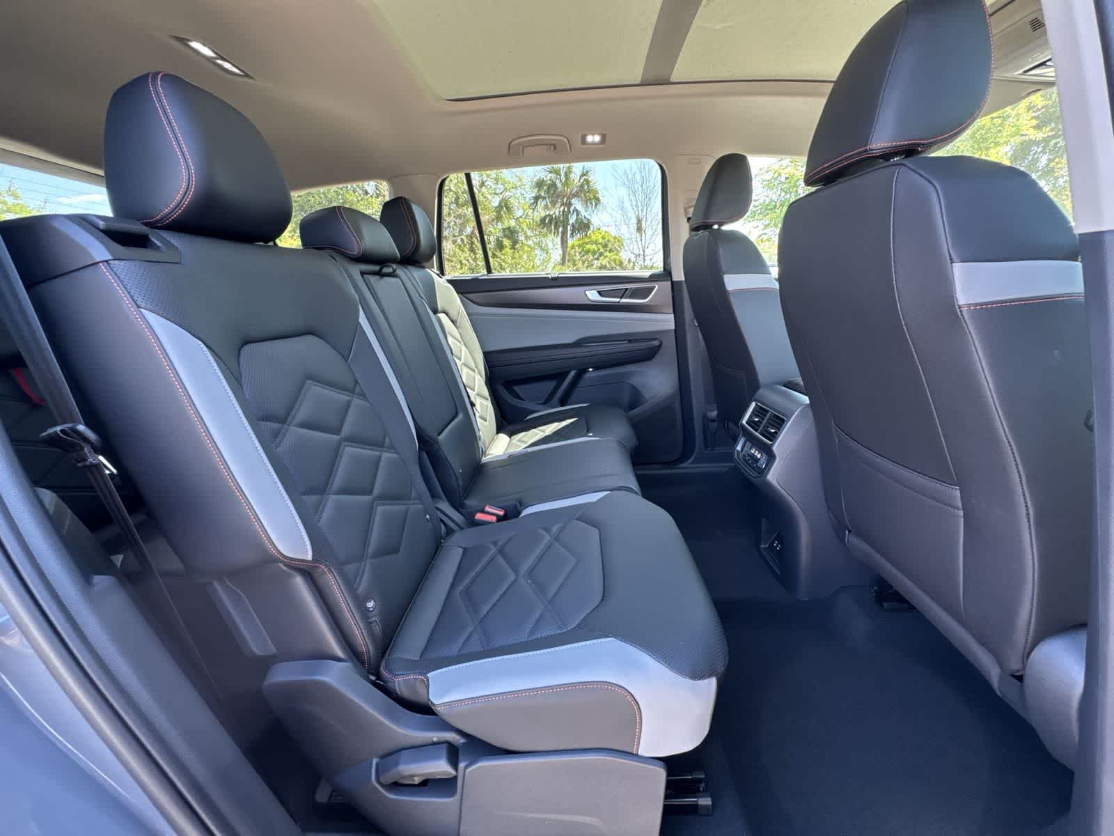 2026 Volkswagen Atlas 2.0T Peak Edition