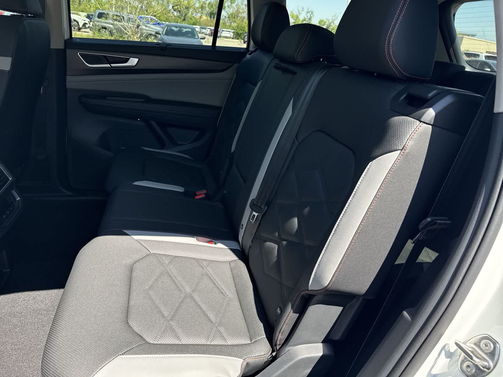 2026 Volkswagen Atlas 2.0T Peak Edition