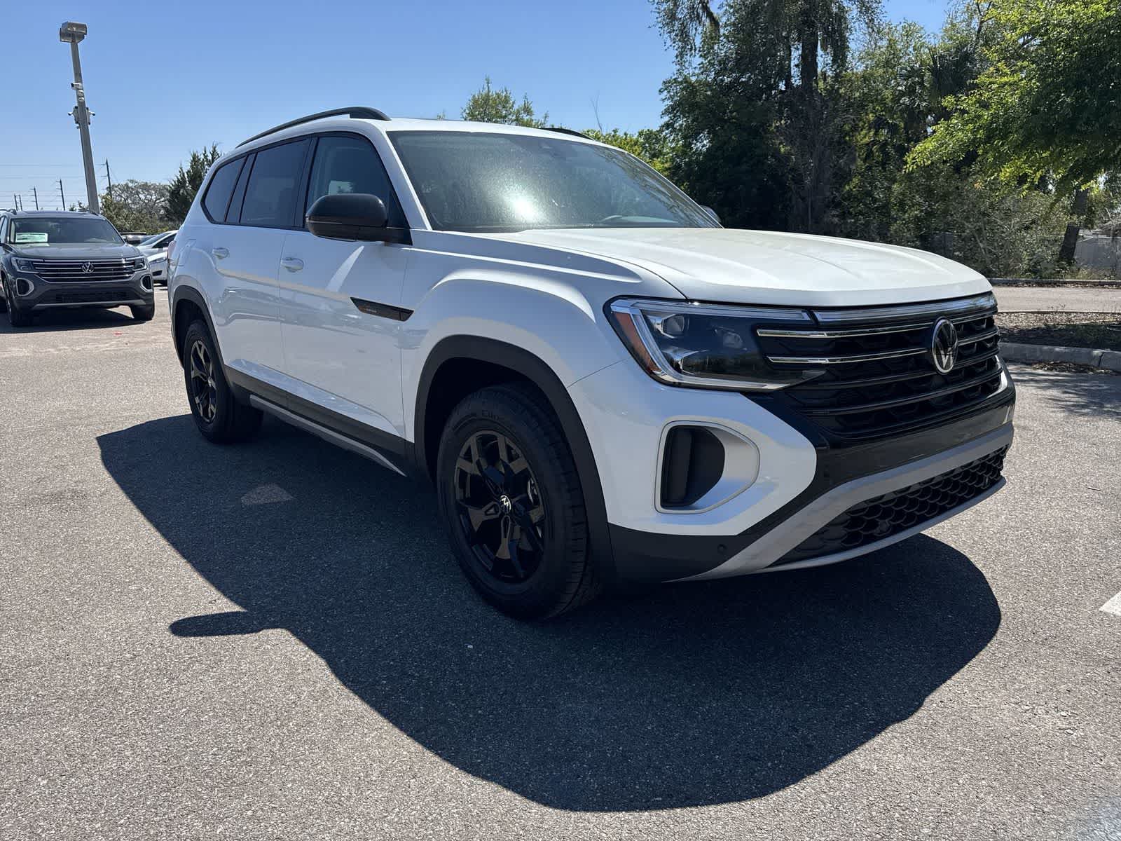 2026 Volkswagen Atlas 2.0T Peak Edition