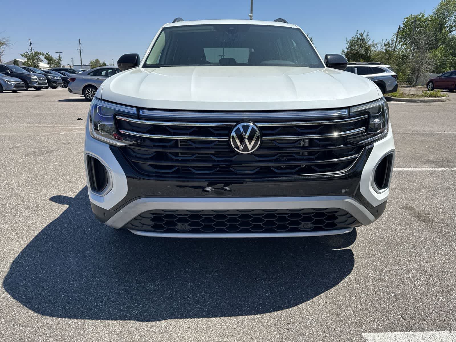 2026 Volkswagen Atlas 2.0T Peak Edition