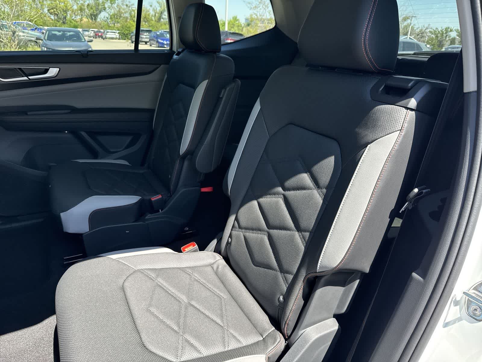 2026 Volkswagen Atlas 2.0T Peak Edition