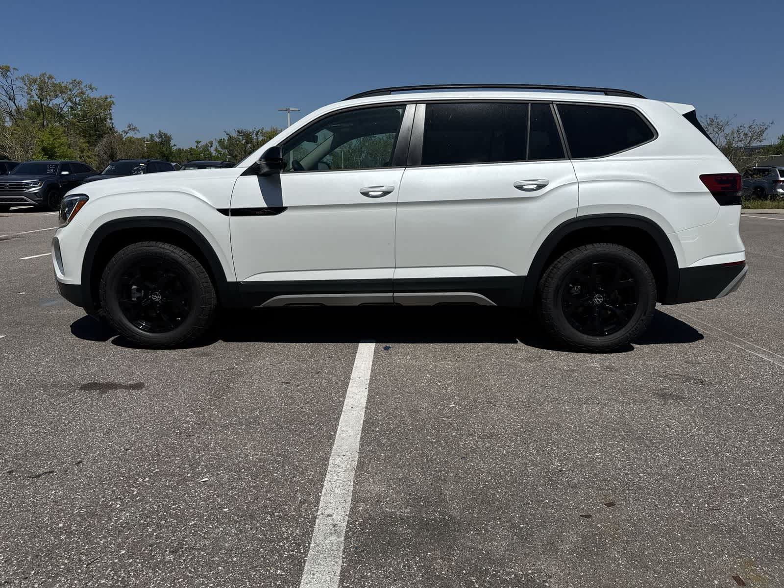 2026 Volkswagen Atlas 2.0T Peak Edition