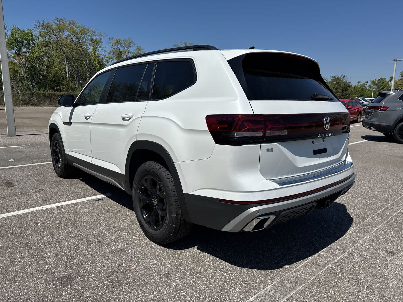2026 Volkswagen Atlas 2.0T Peak Edition