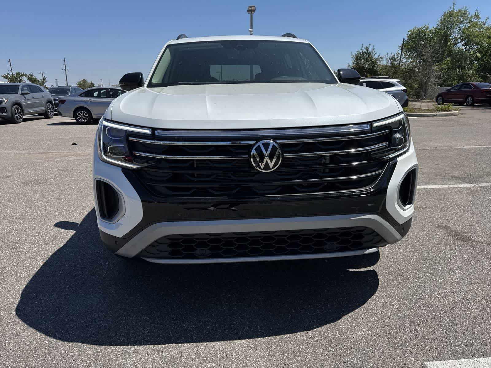 2026 Volkswagen Atlas 2.0T Peak Edition