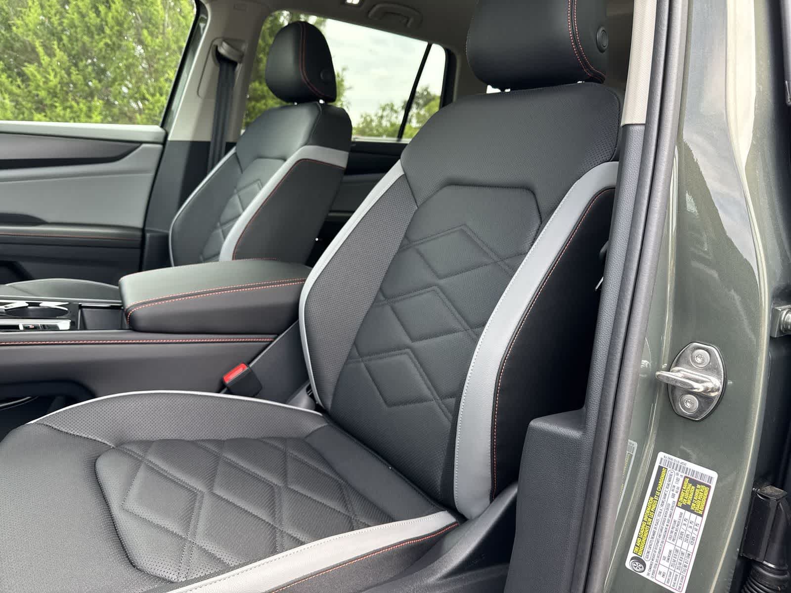 2026 Volkswagen Atlas 2.0T Peak Edition