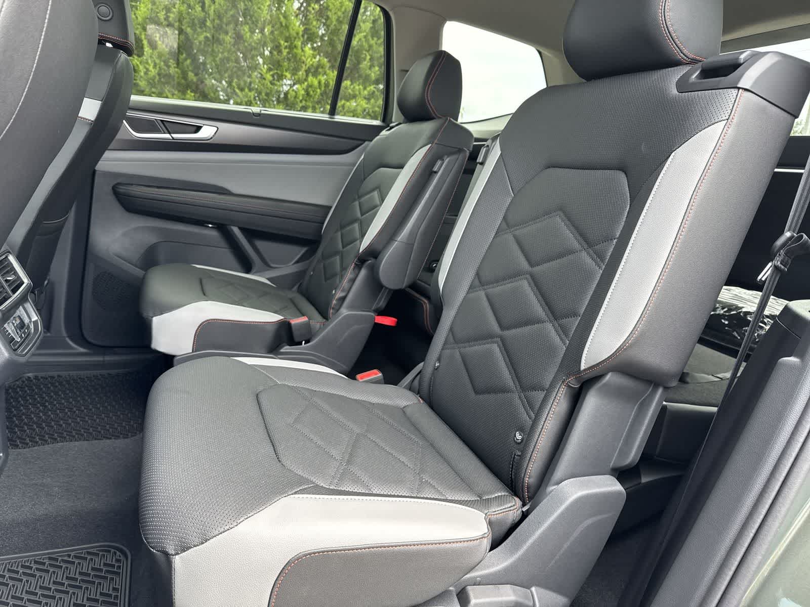 2026 Volkswagen Atlas 2.0T Peak Edition