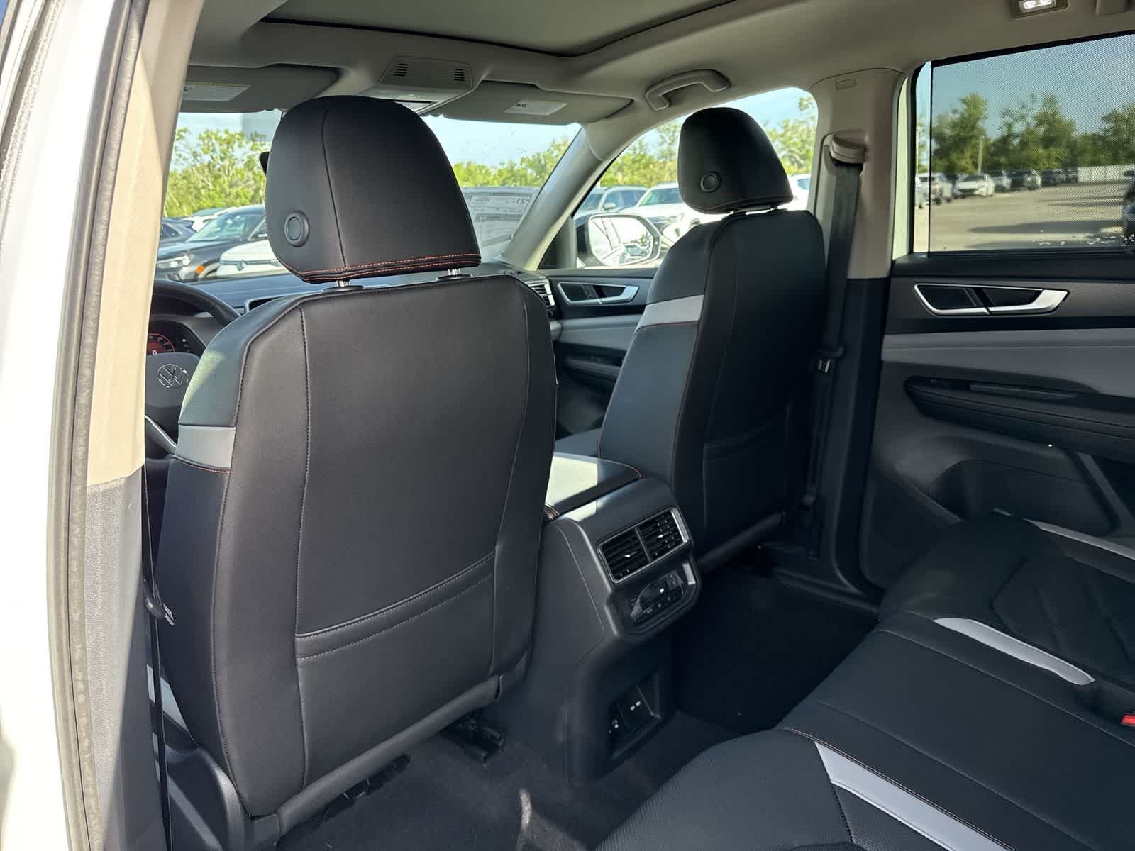 2026 Volkswagen Atlas 2.0T Peak Edition
