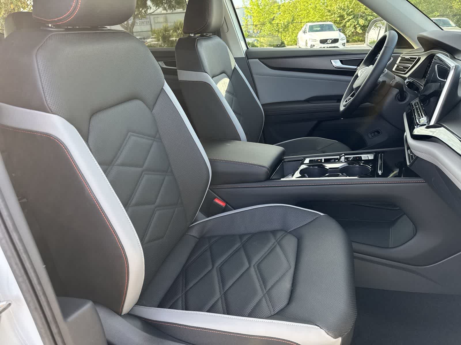 2026 Volkswagen Atlas 2.0T Peak Edition