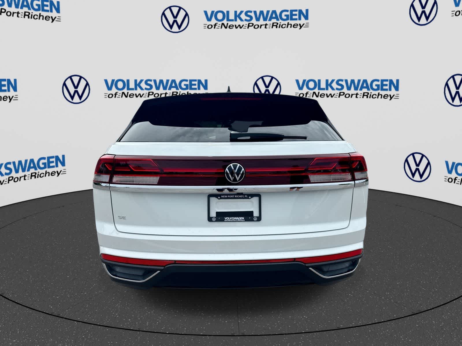 2026 Volkswagen Atlas Cross Sport 2.0T SE
