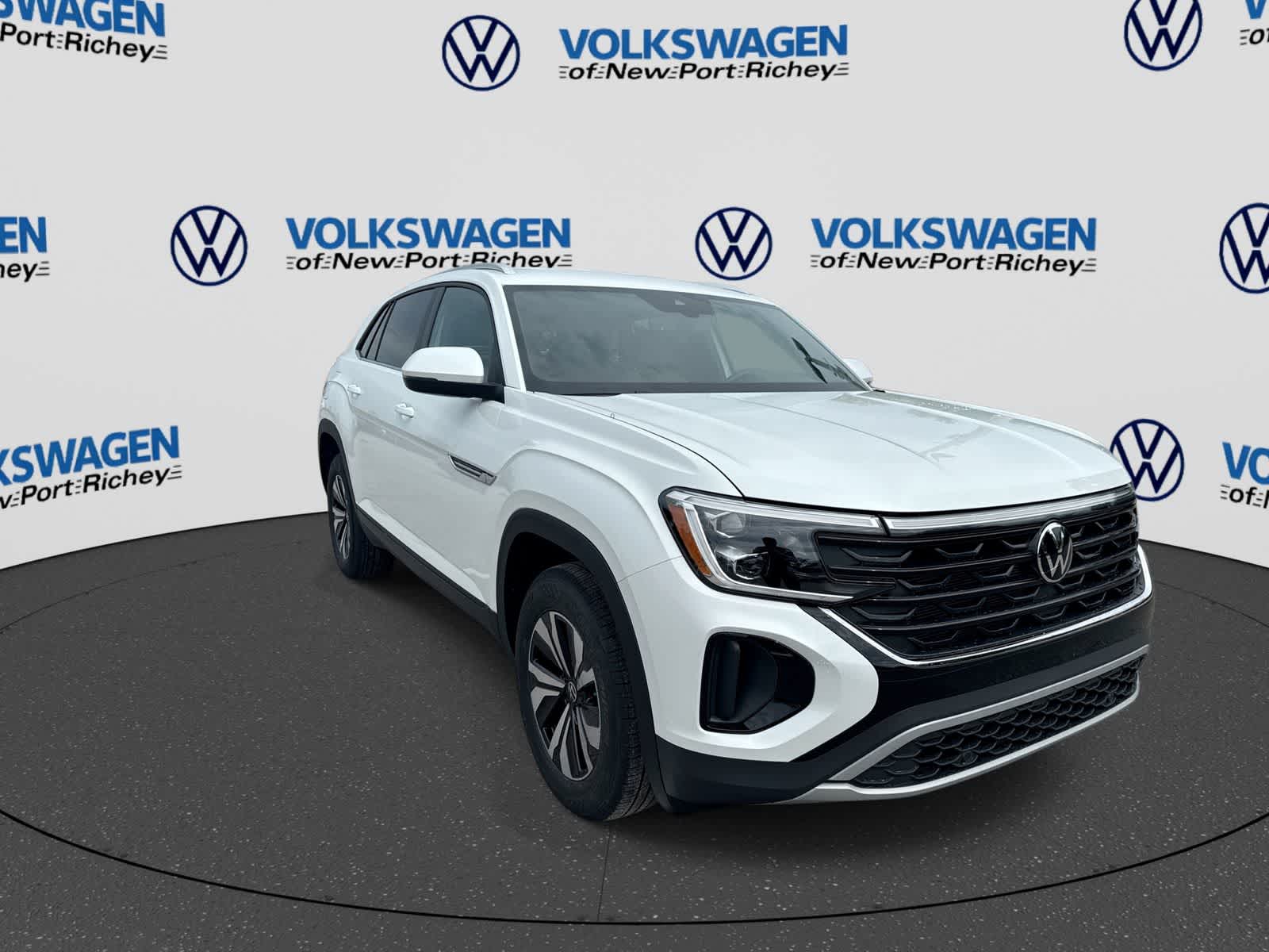2026 Volkswagen Atlas Cross Sport 2.0T SE