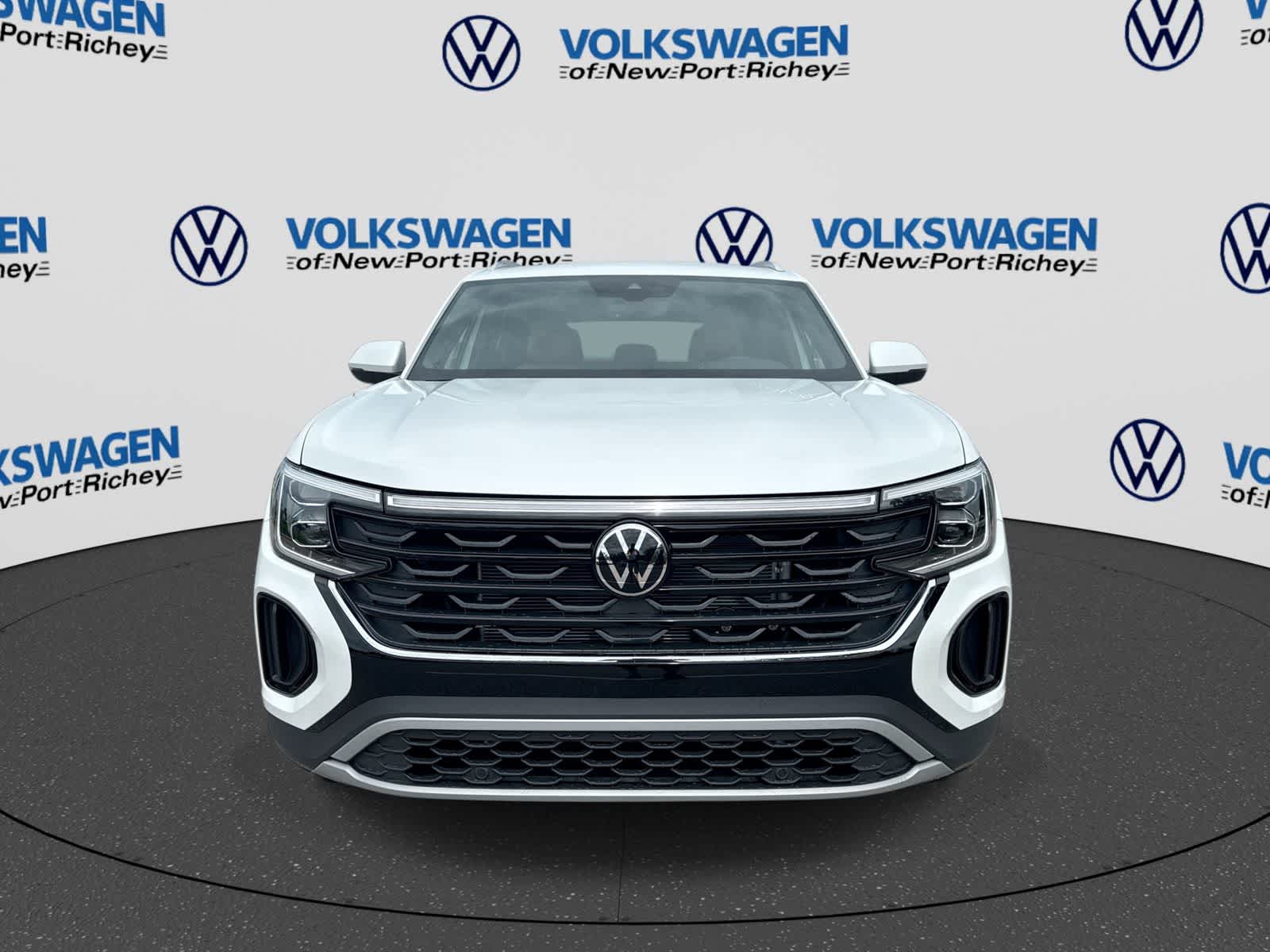 2026 Volkswagen Atlas Cross Sport 2.0T SE