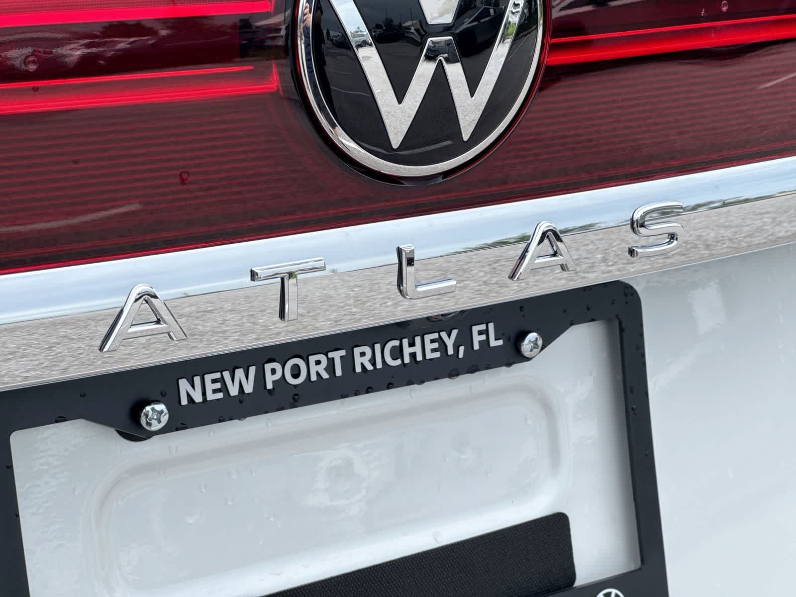2026 Volkswagen Atlas Cross Sport 2.0T SE