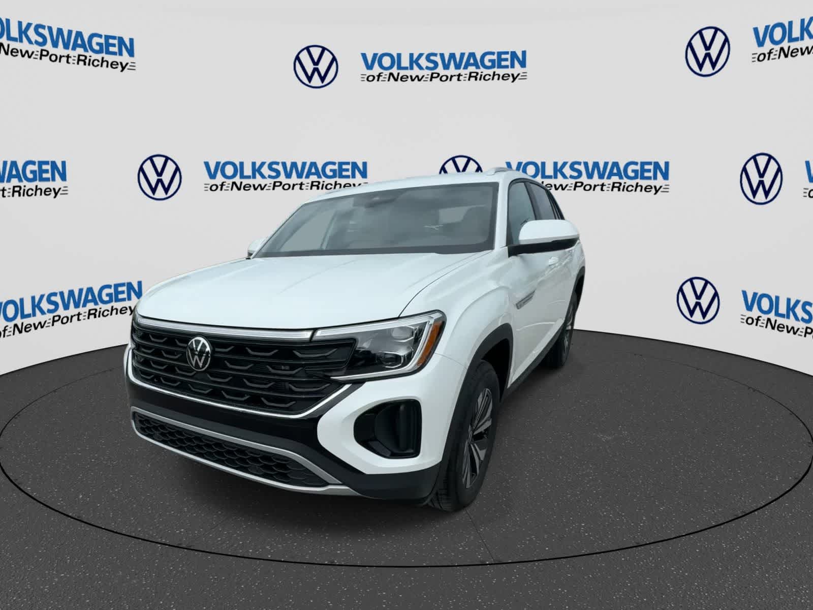 2026 Volkswagen Atlas Cross Sport 2.0T SE