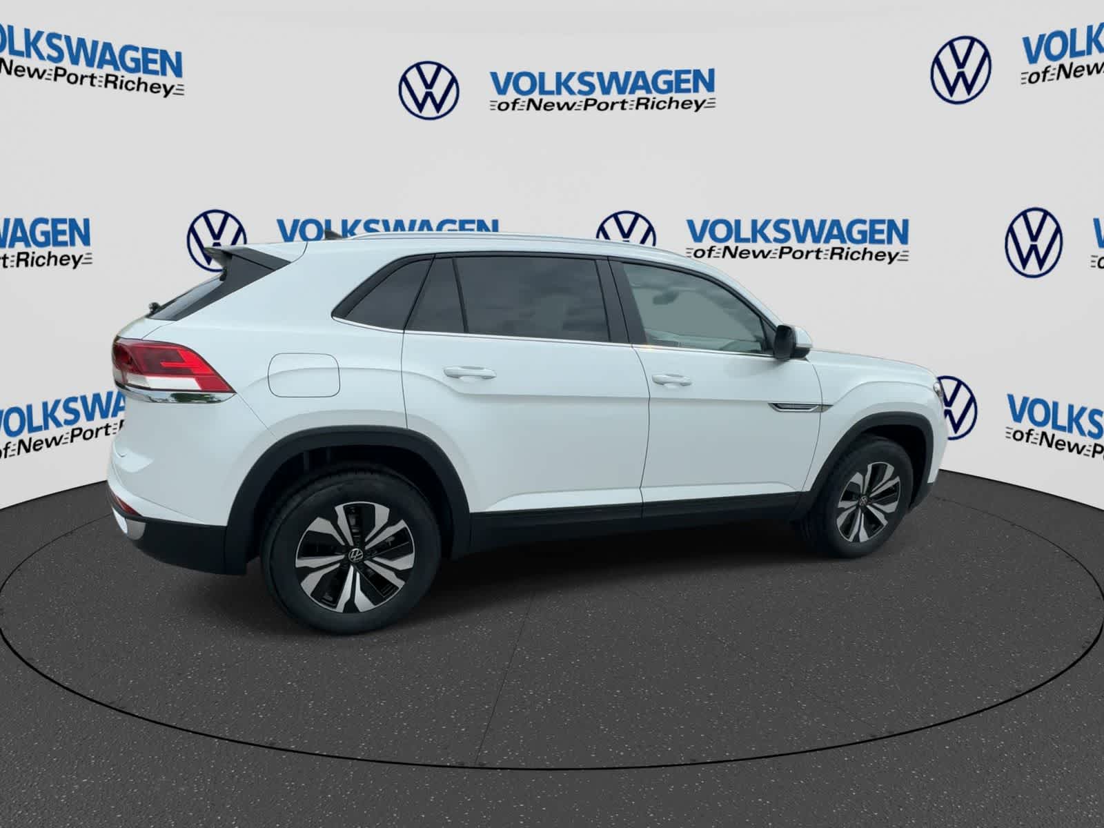 2026 Volkswagen Atlas Cross Sport 2.0T SE