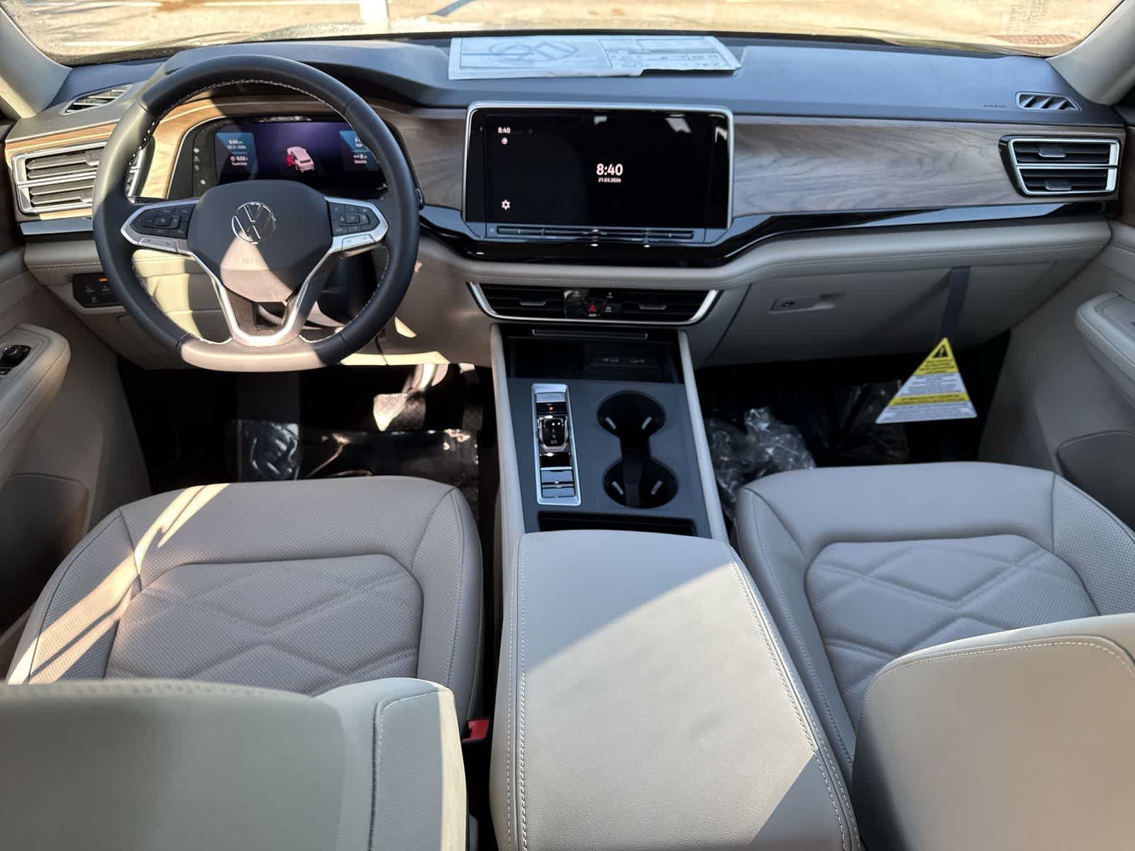 2026 Volkswagen Atlas 2.0T SE