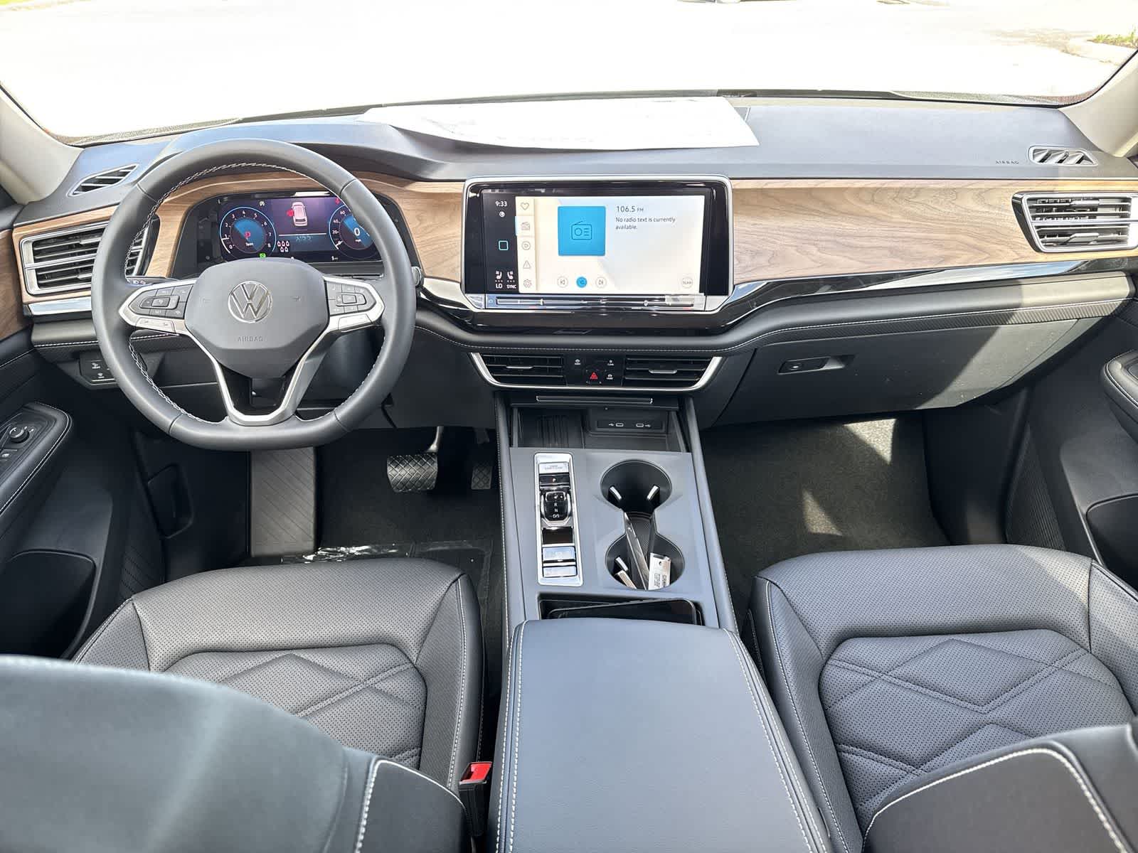 2026 Volkswagen Atlas 2.0T SE