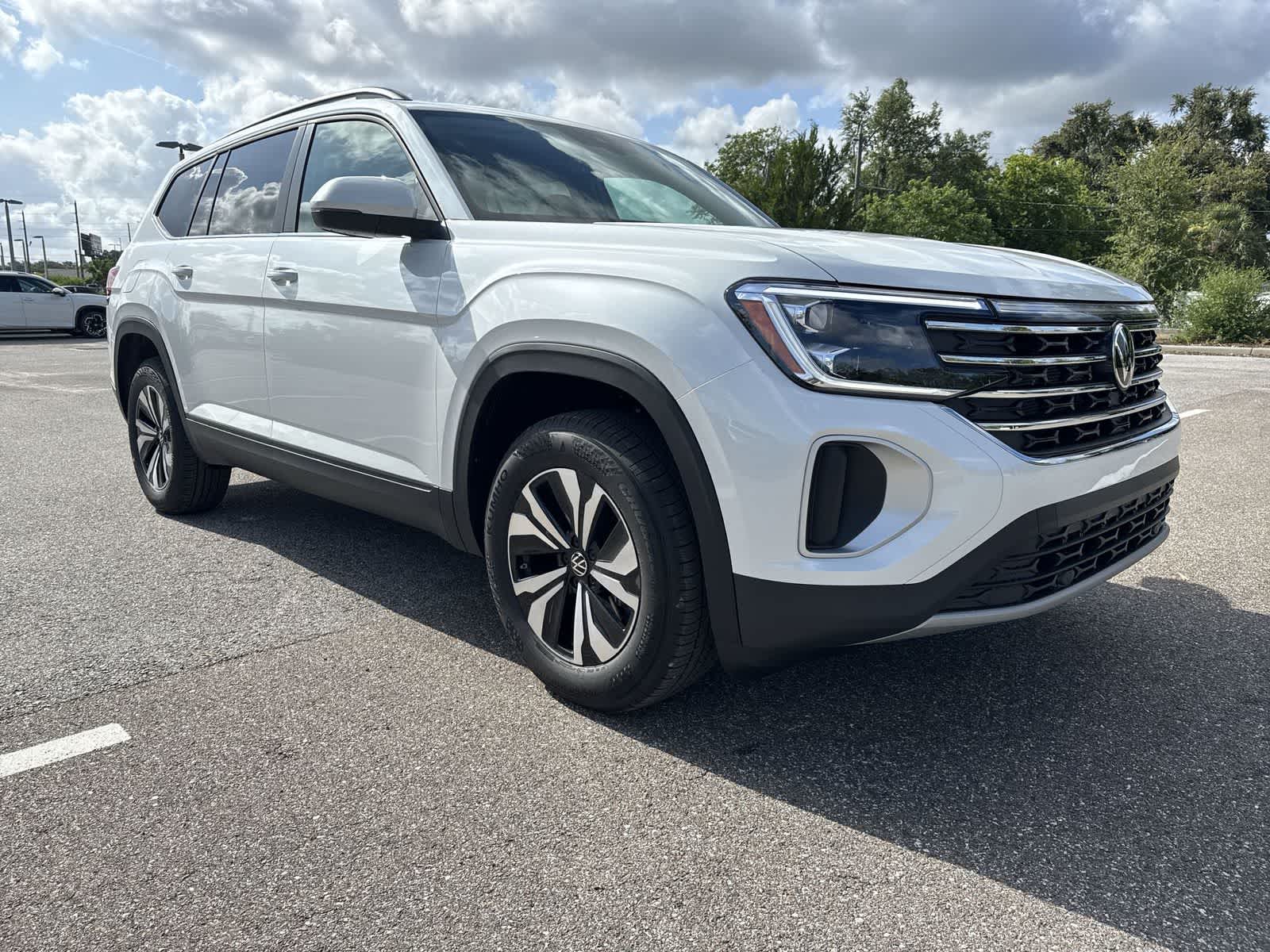 2026 Volkswagen Atlas 2.0T SE