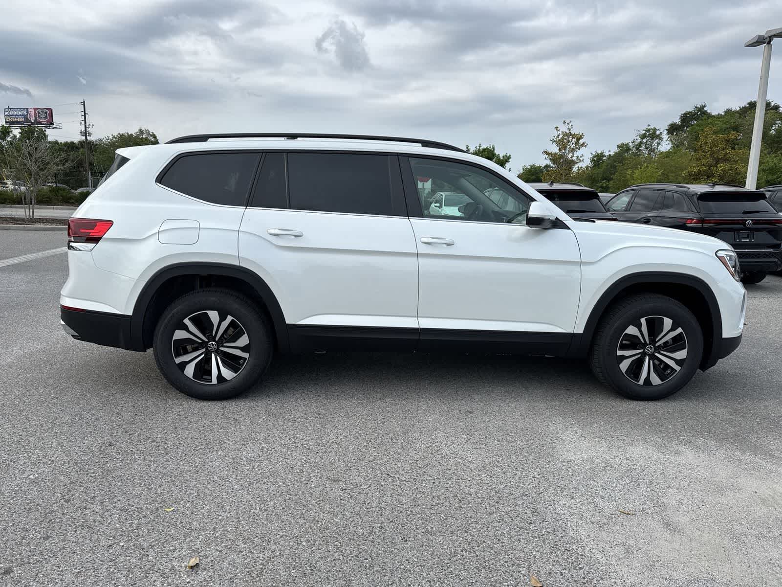 2026 Volkswagen Atlas 2.0T SE