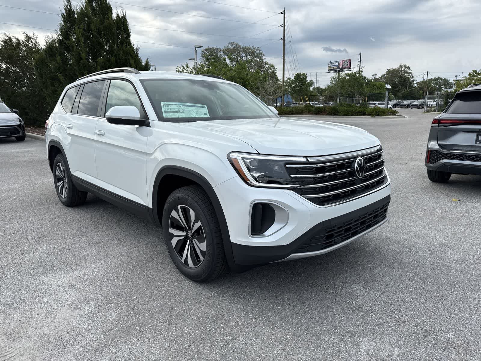 2026 Volkswagen Atlas 2.0T SE