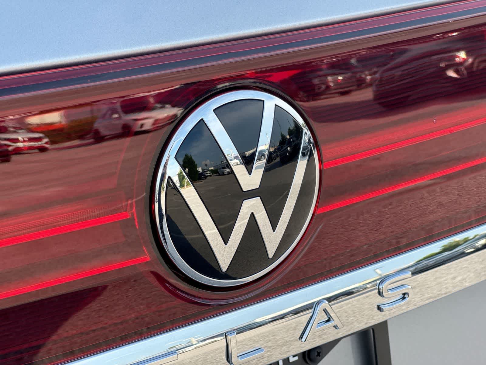 2026 Volkswagen Atlas 2.0T SE