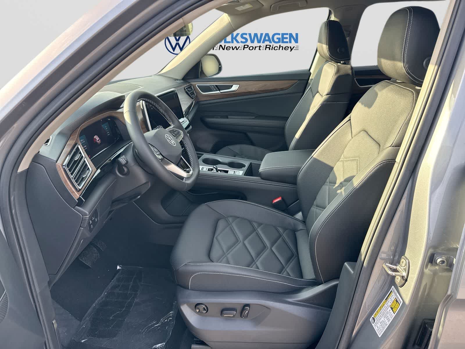 2026 Volkswagen Atlas 2.0T SE