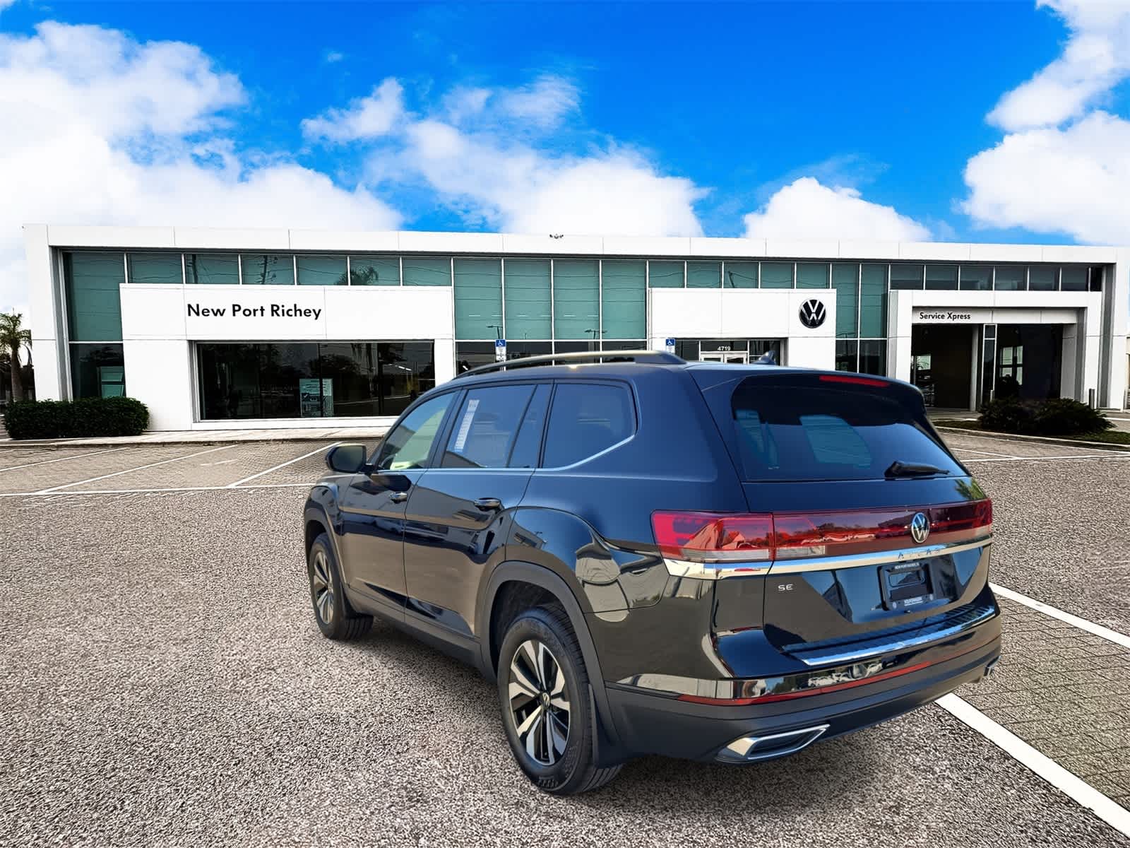 2026 Volkswagen Atlas 2.0T SE