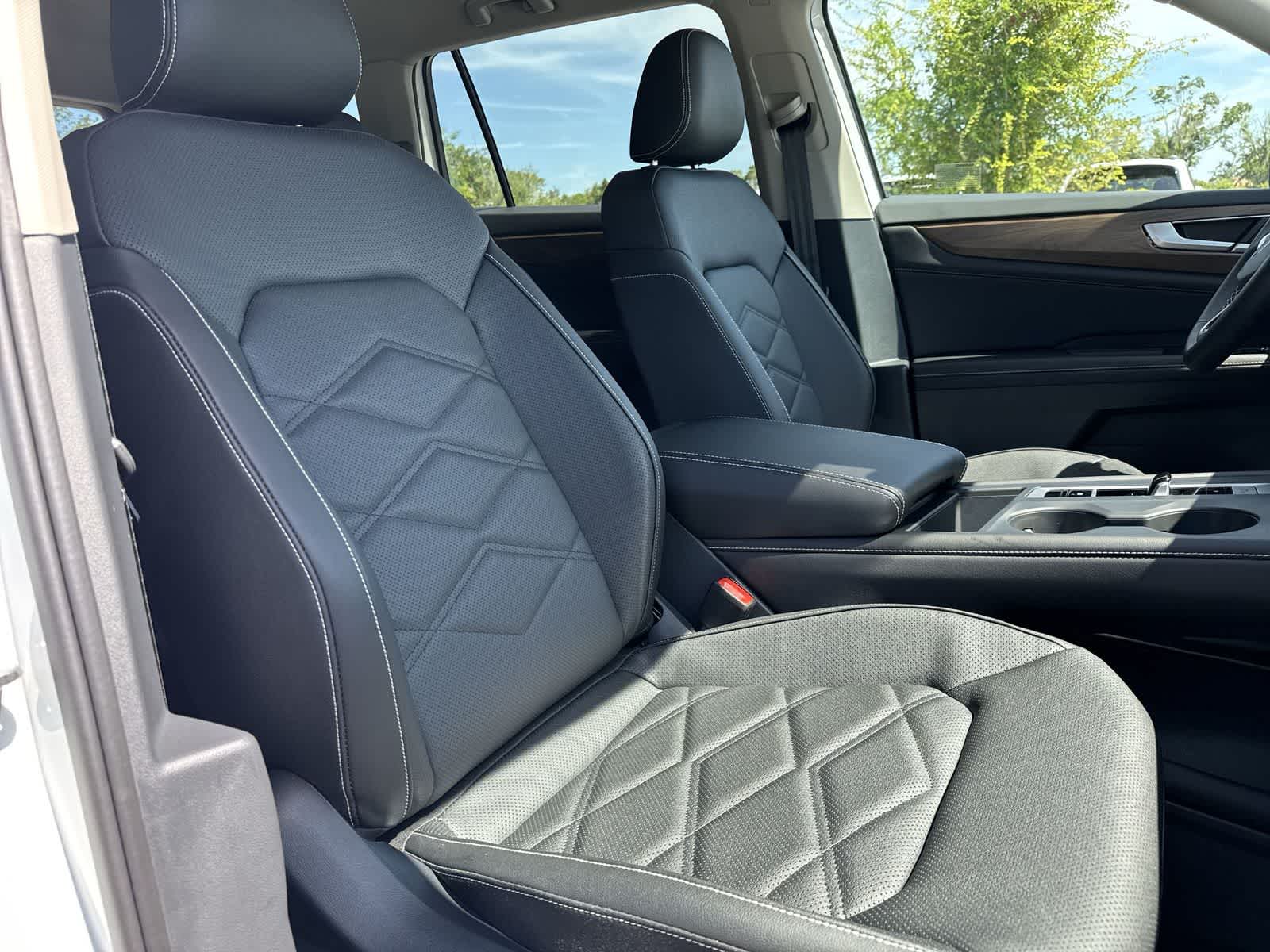 2026 Volkswagen Atlas 2.0T SE