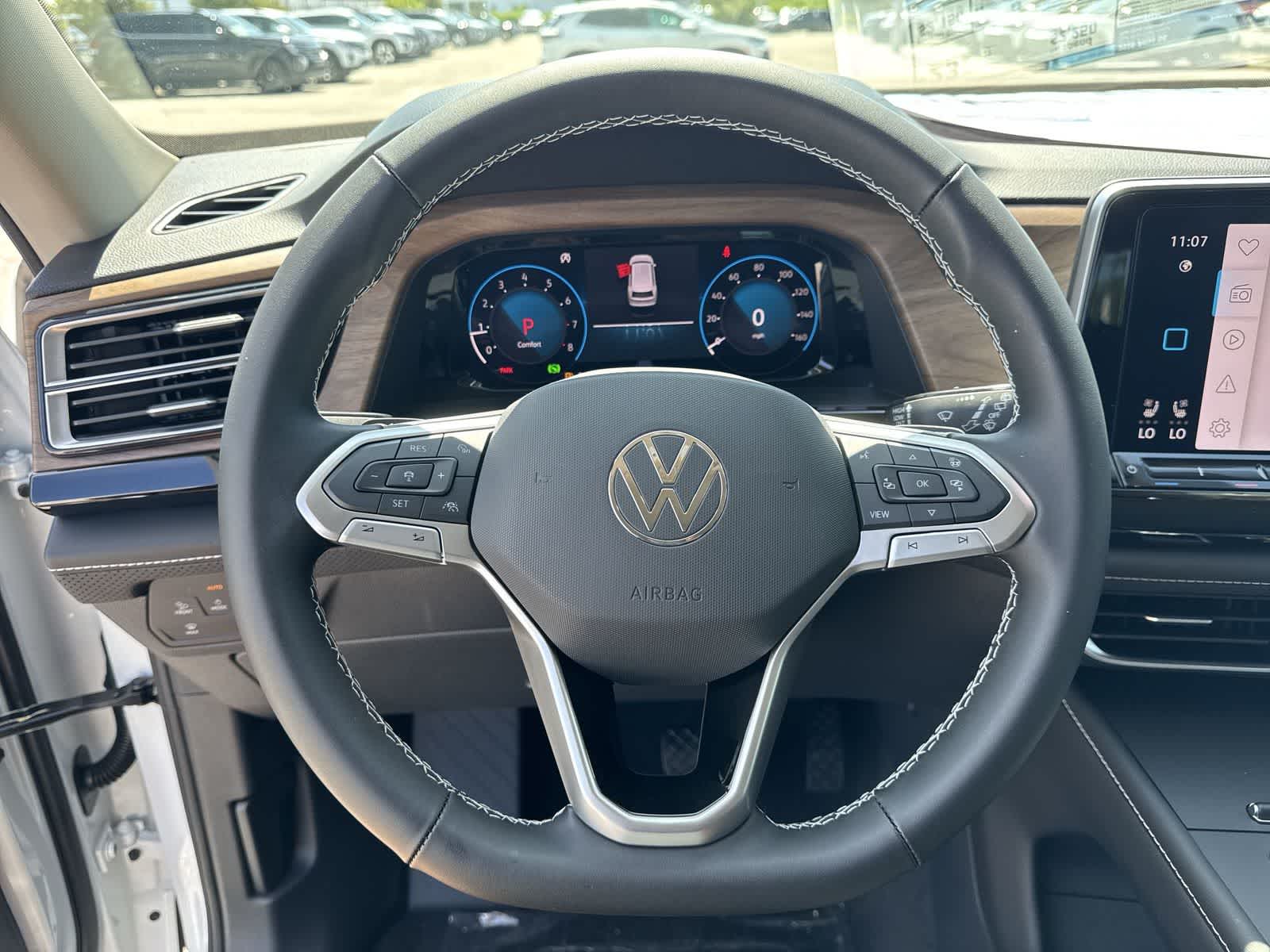 2026 Volkswagen Atlas 2.0T SE