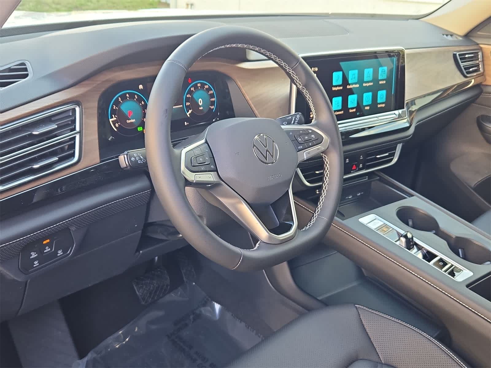 2026 Volkswagen Atlas 2.0T SE