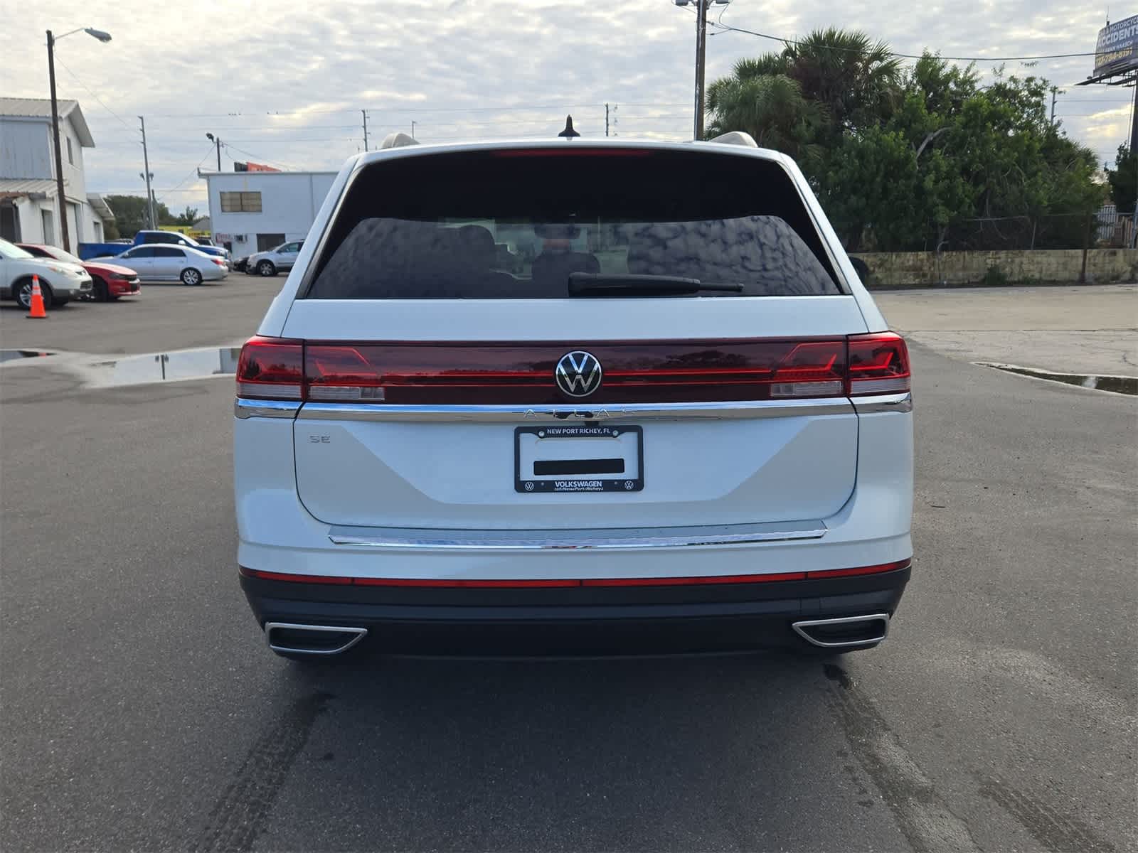 2026 Volkswagen Atlas 2.0T SE