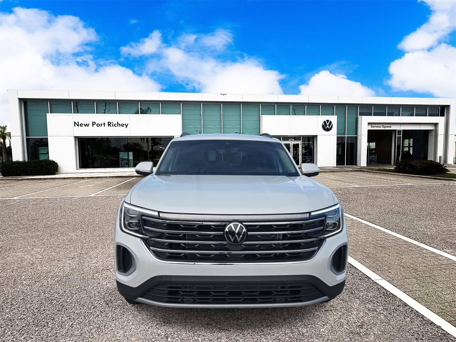 2026 Volkswagen Atlas 2.0T SE