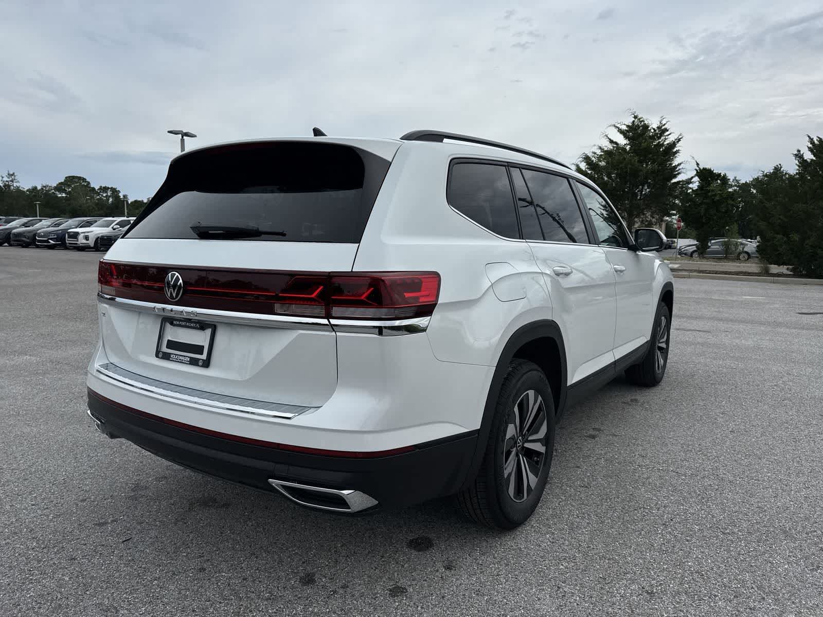 2026 Volkswagen Atlas 2.0T SE