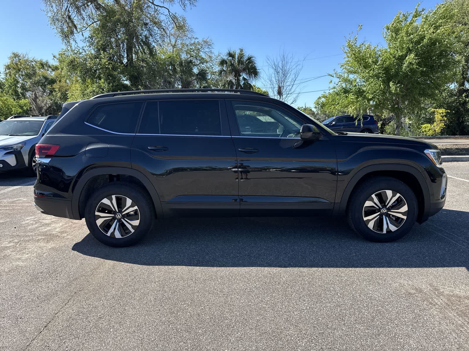 2026 Volkswagen Atlas 2.0T SE