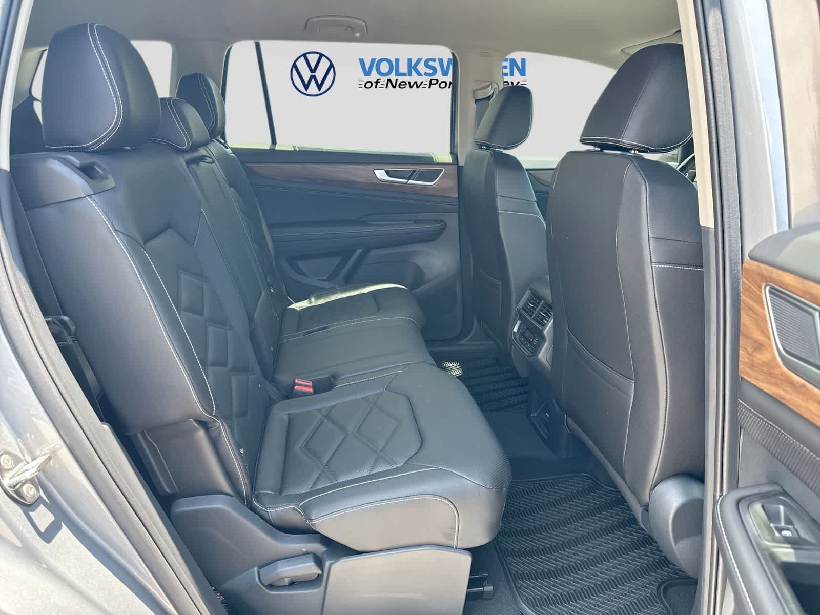 2026 Volkswagen Atlas 2.0T SE