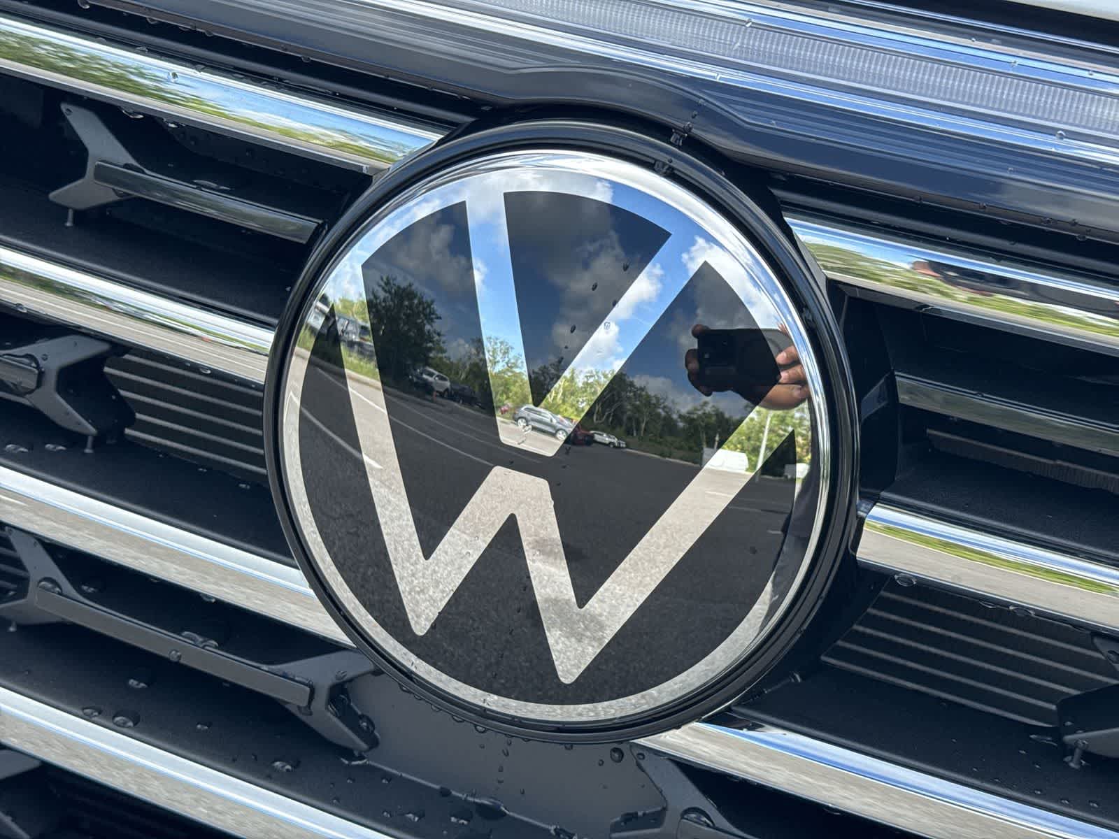 2026 Volkswagen Atlas 2.0T SE