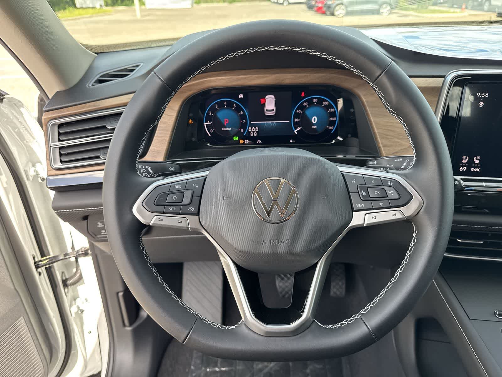 2026 Volkswagen Atlas 2.0T SE