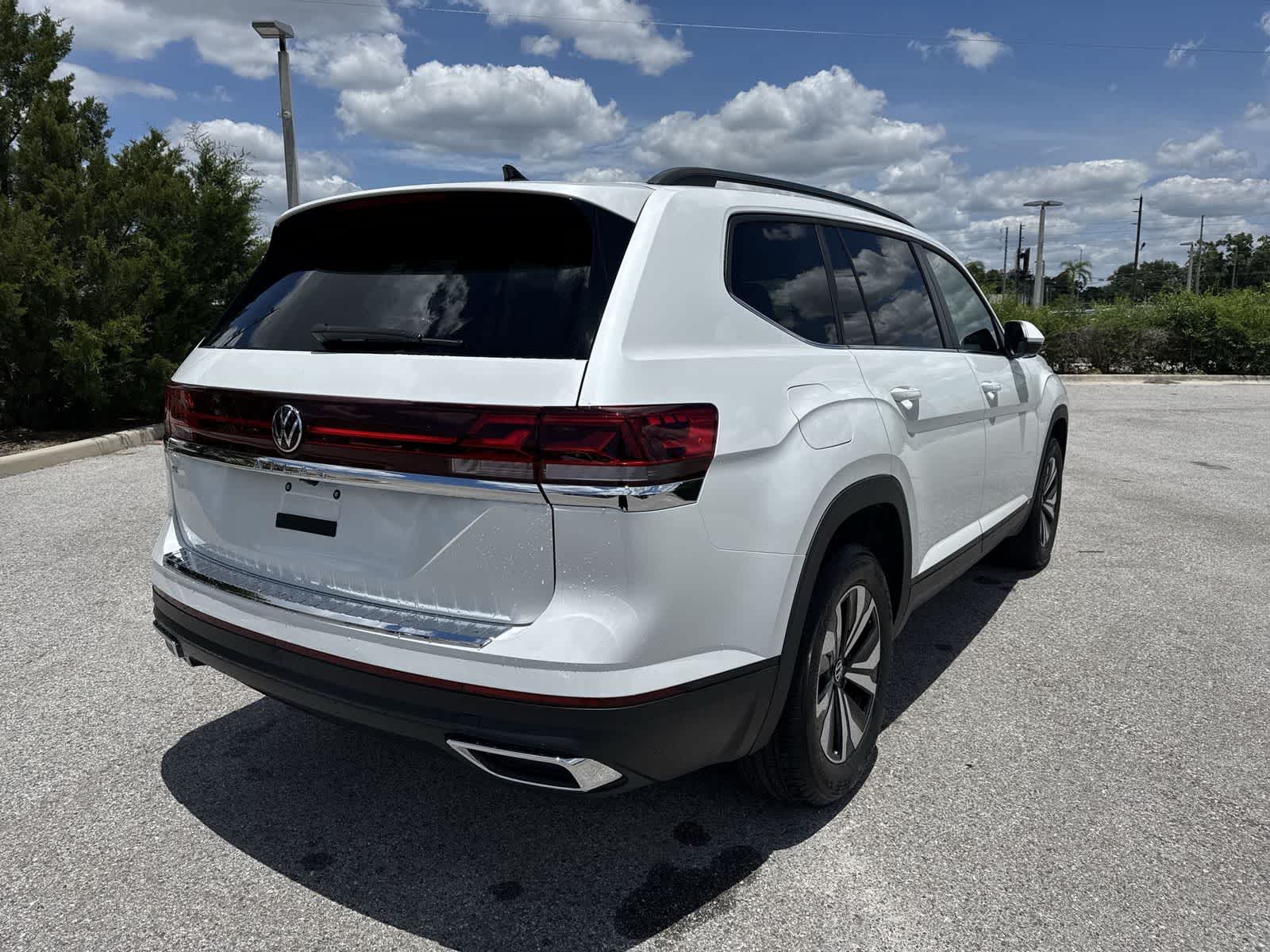 2026 Volkswagen Atlas 2.0T SE