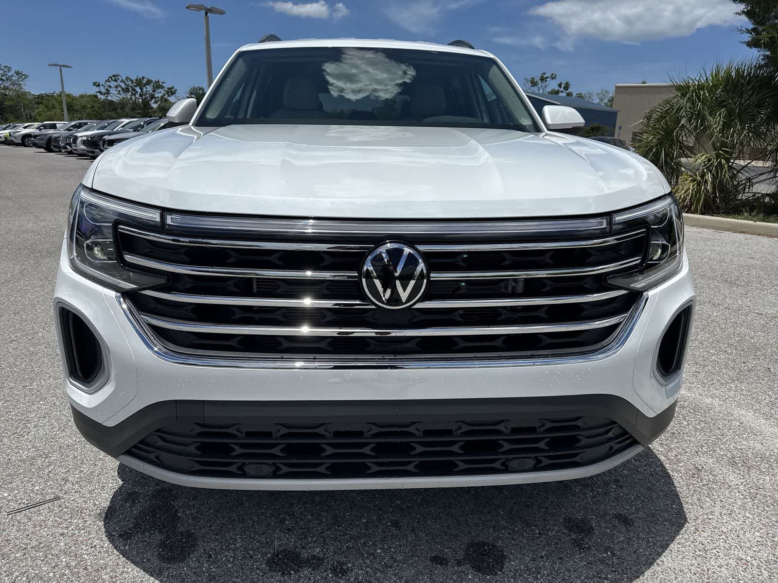 2026 Volkswagen Atlas 2.0T SE
