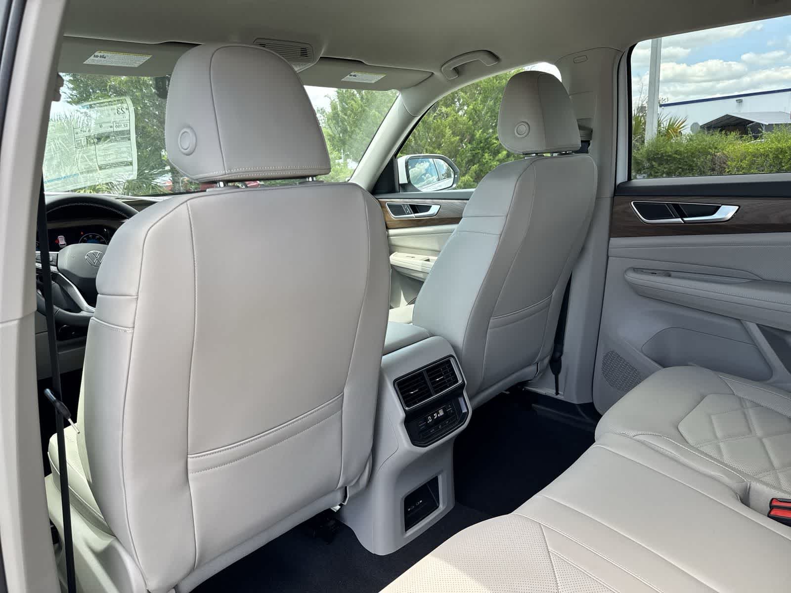 2026 Volkswagen Atlas 2.0T SE