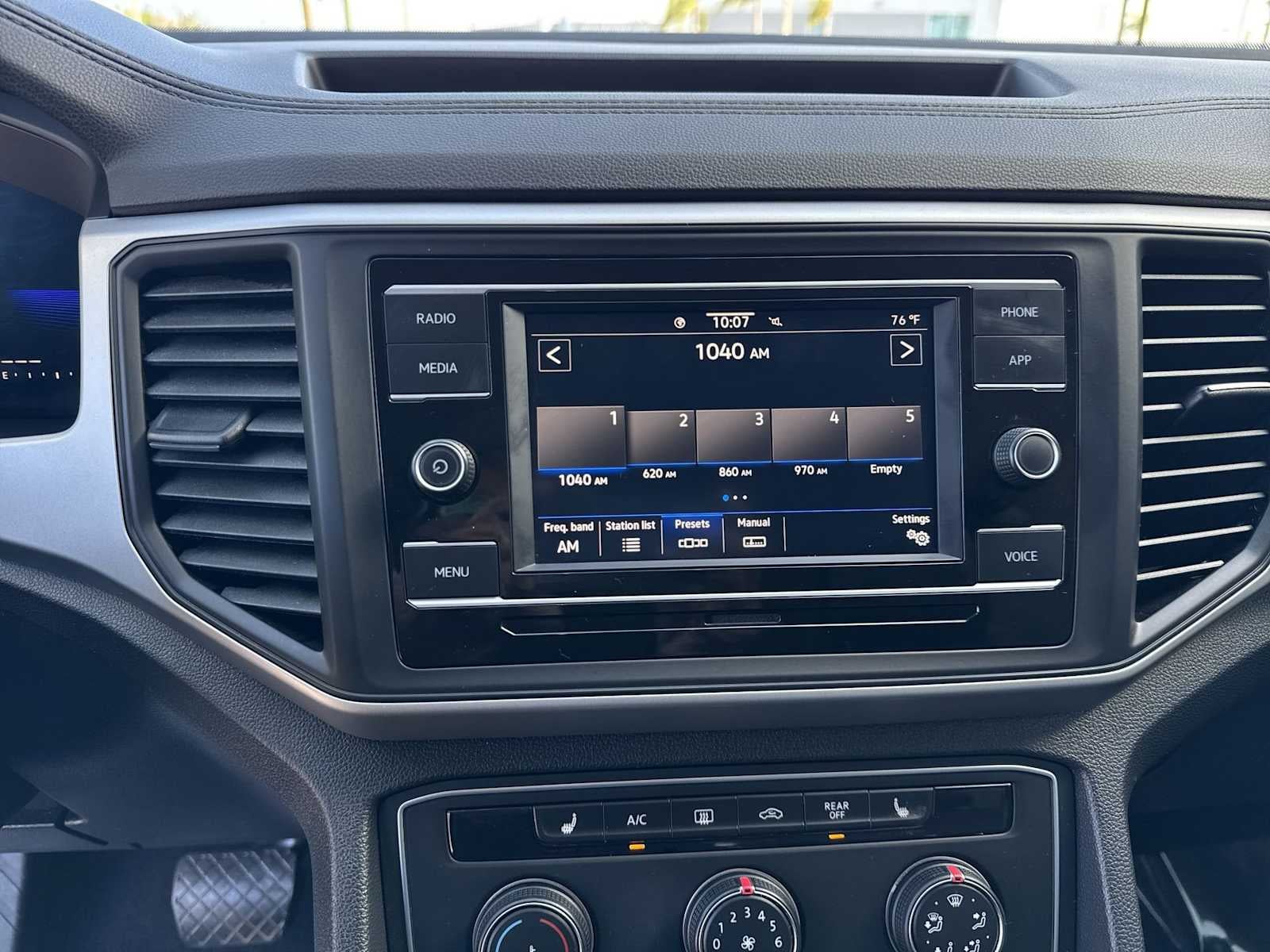 2022 Volkswagen Atlas 2.0T SE