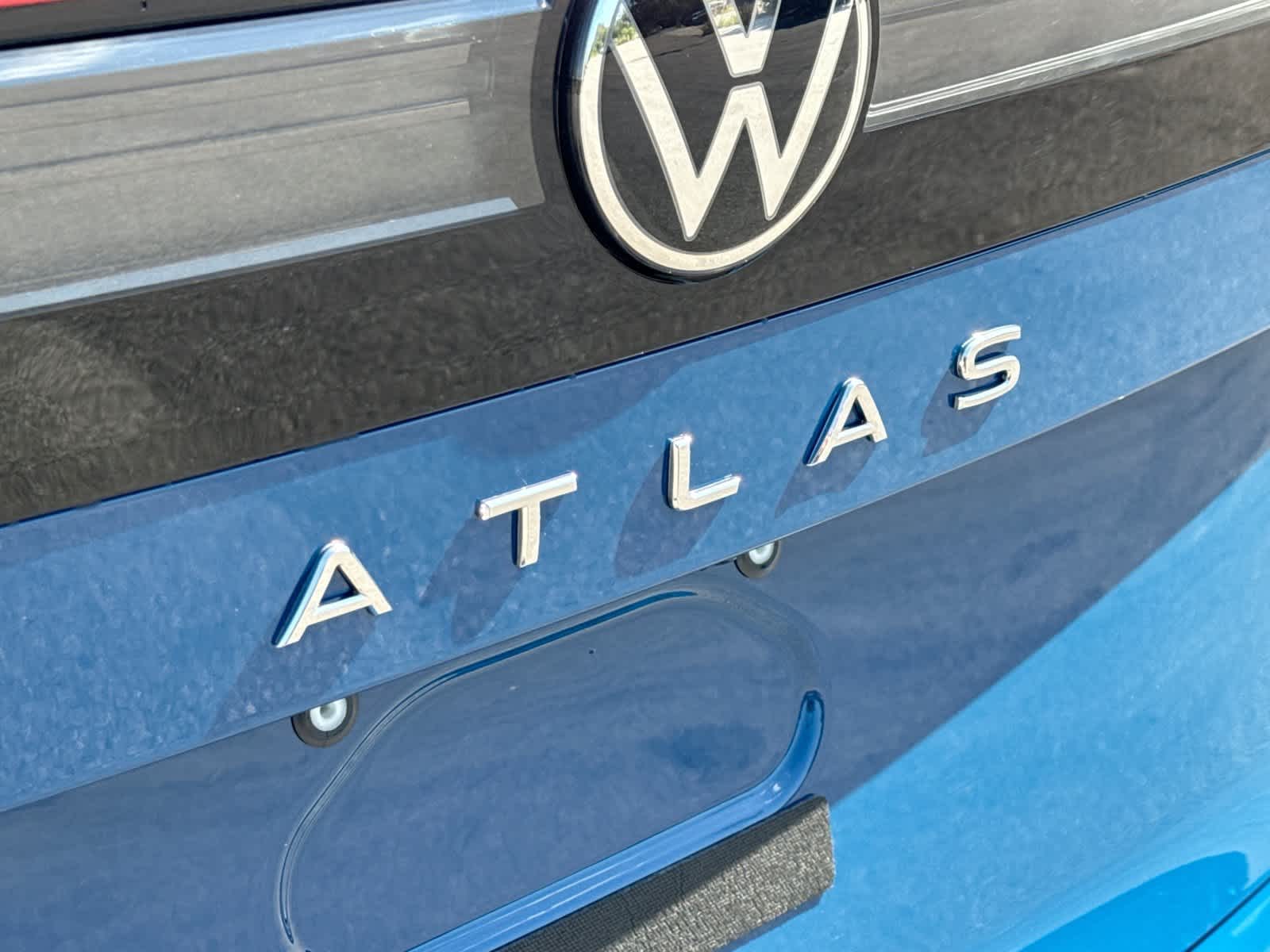 2027 Volkswagen Atlas 2.0T SEL
