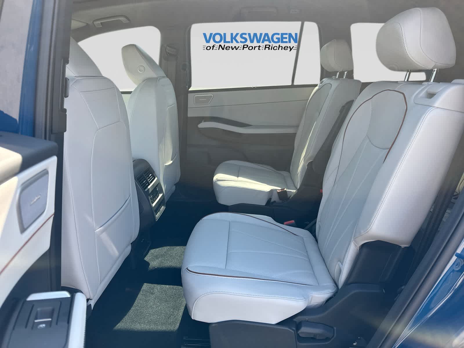 2027 Volkswagen Atlas 2.0T SEL