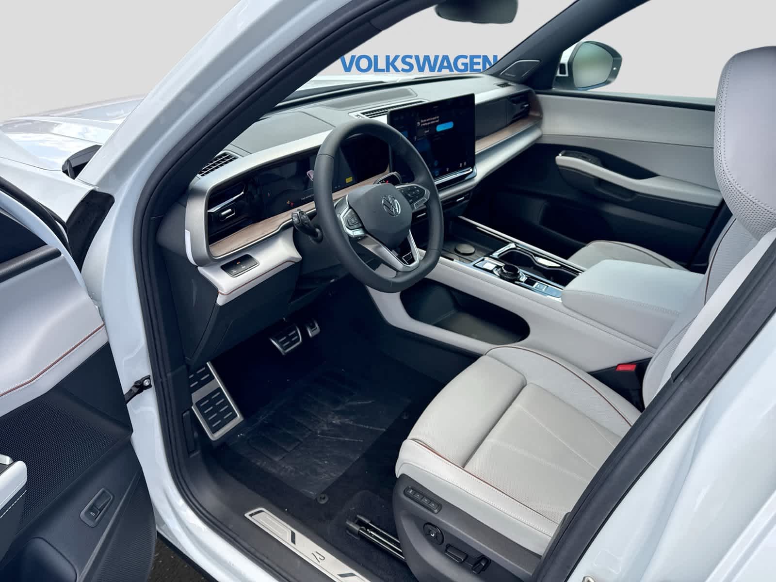 2027 Volkswagen Atlas 2.0T SEL