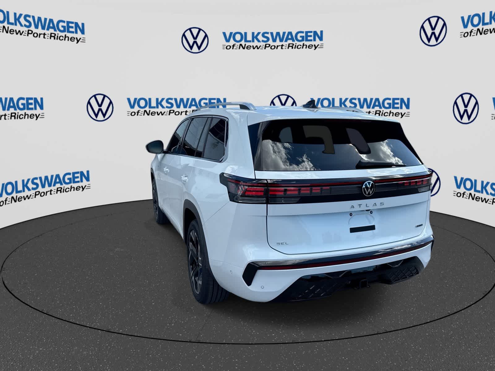 2027 Volkswagen Atlas 2.0T SEL