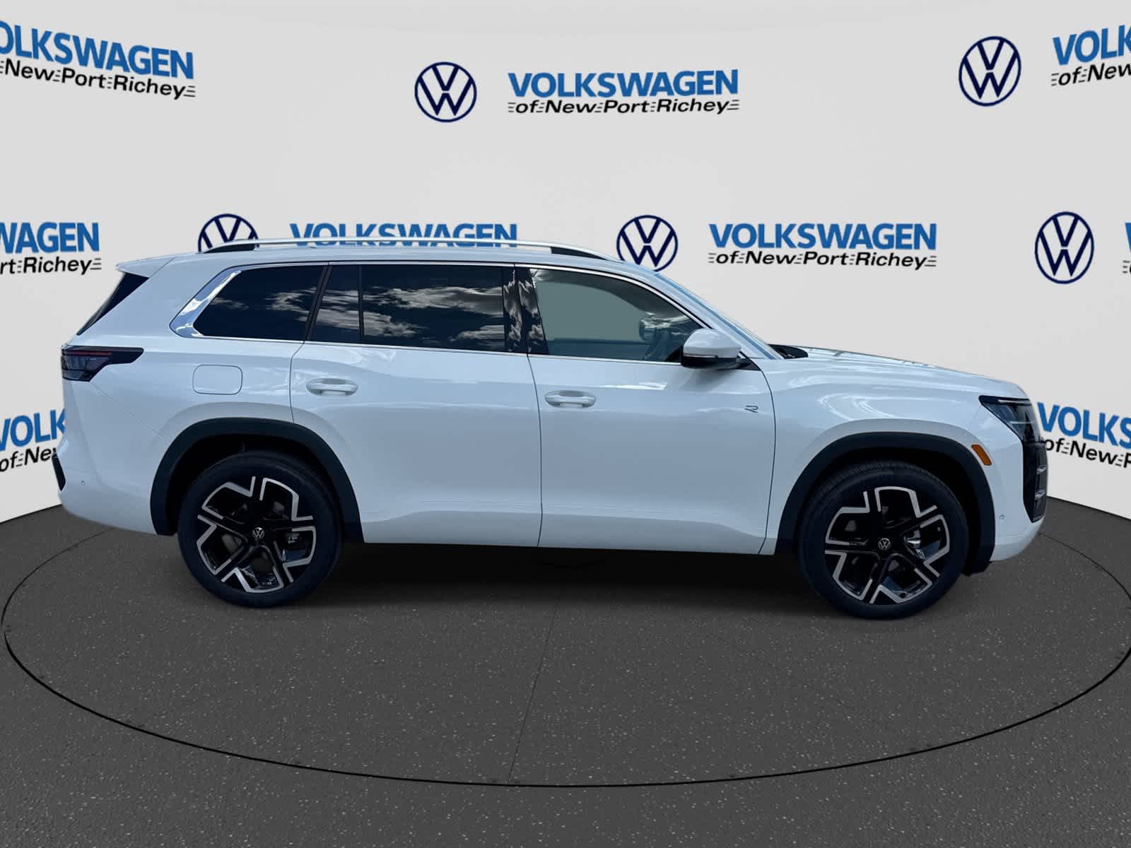 2027 Volkswagen Atlas 2.0T SEL