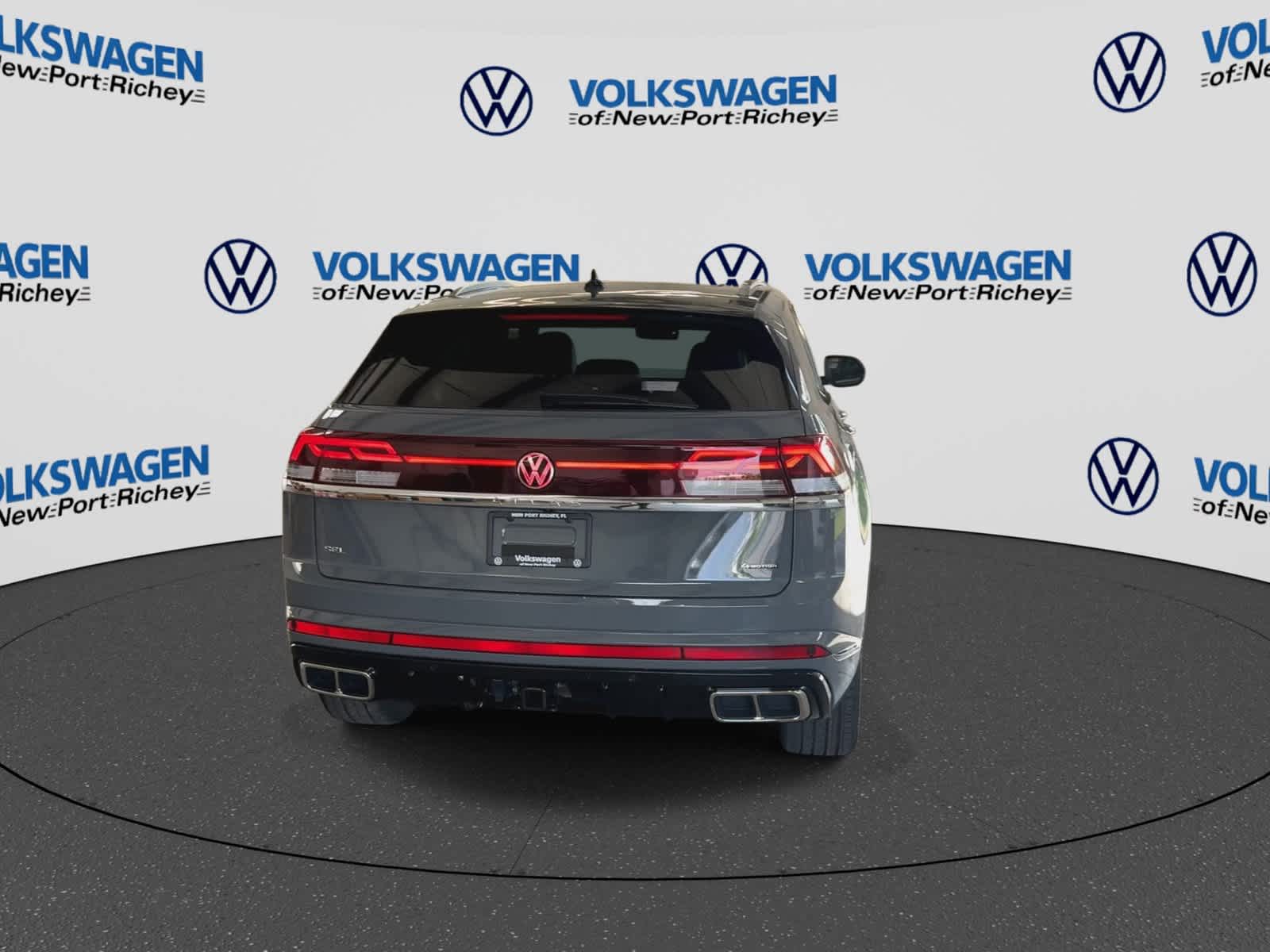 2026 Volkswagen Atlas Cross Sport 2.0T SEL Premium R-Line