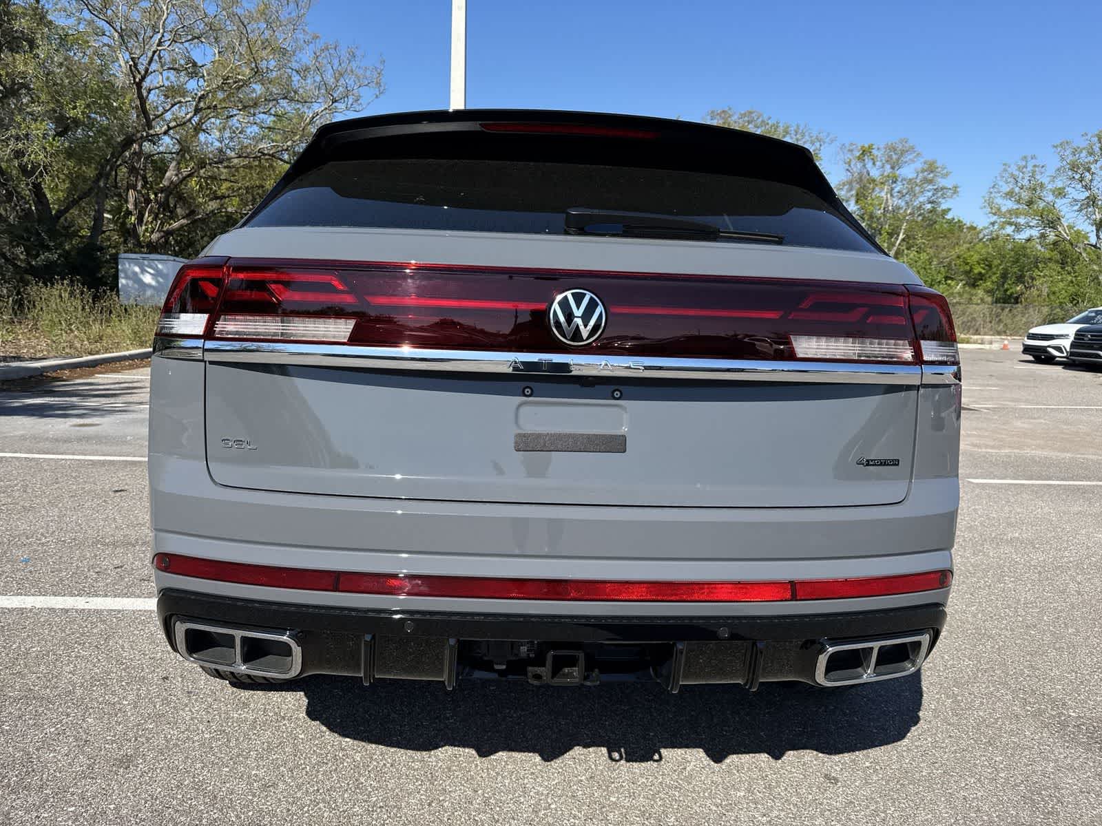 2026 Volkswagen Atlas Cross Sport 2.0T SEL Premium R-Line