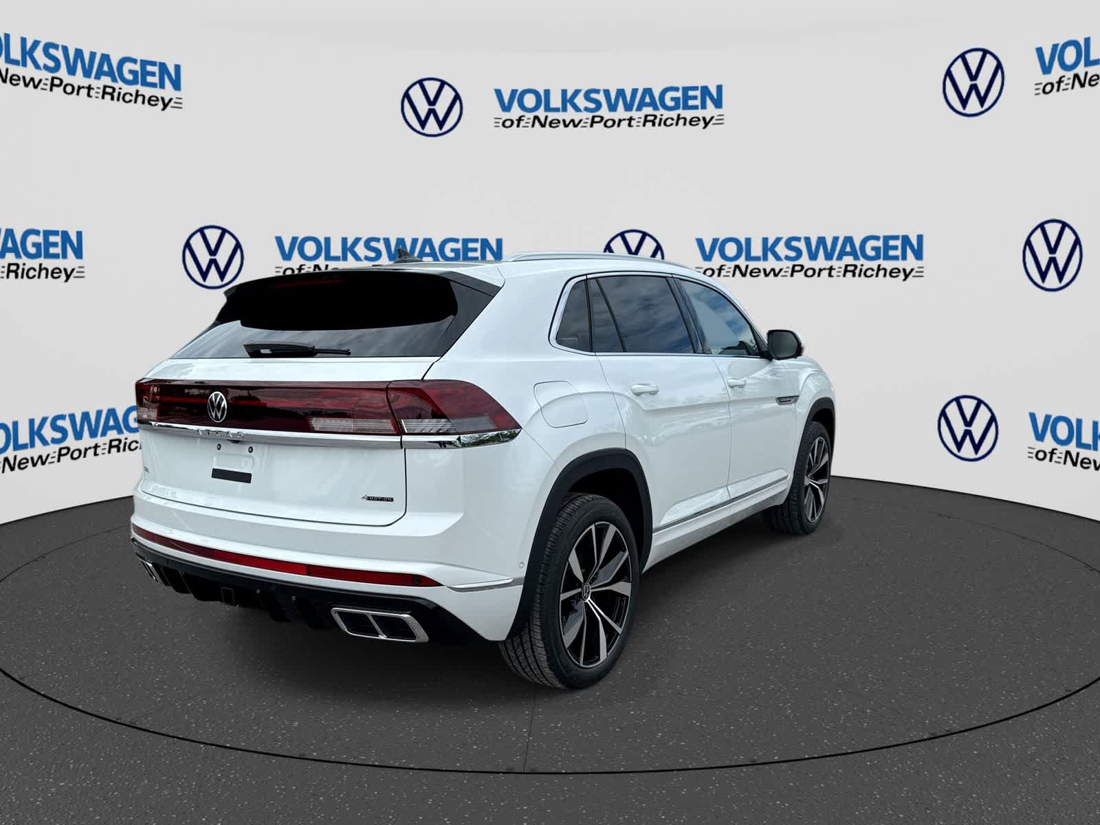 2026 Volkswagen Atlas Cross Sport 2.0T SEL Premium R-Line