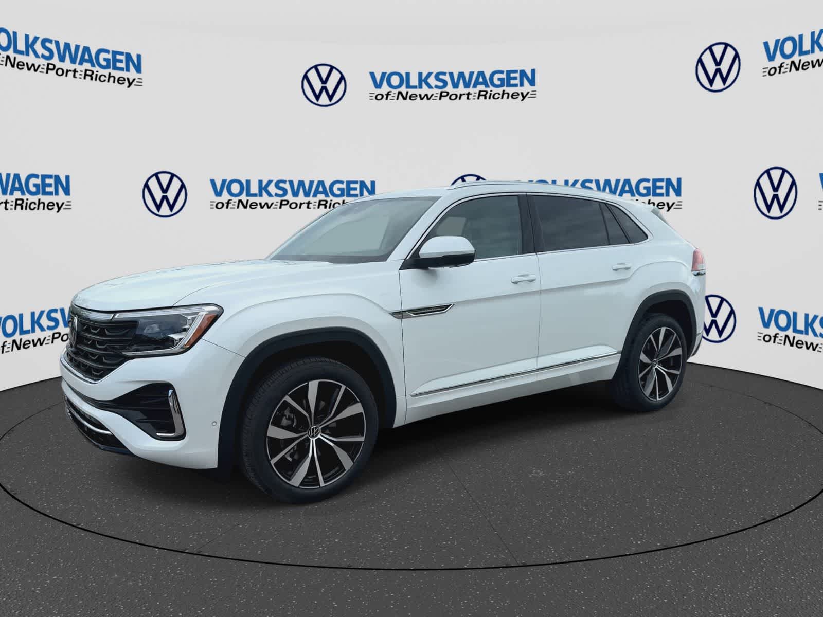 2026 Volkswagen Atlas Cross Sport 2.0T SEL Premium R-Line